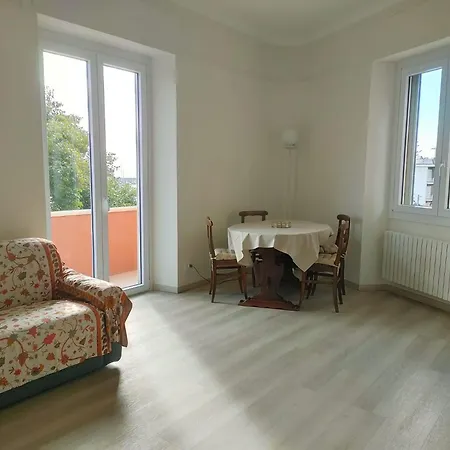 Casa Angolorotondo * San Remo