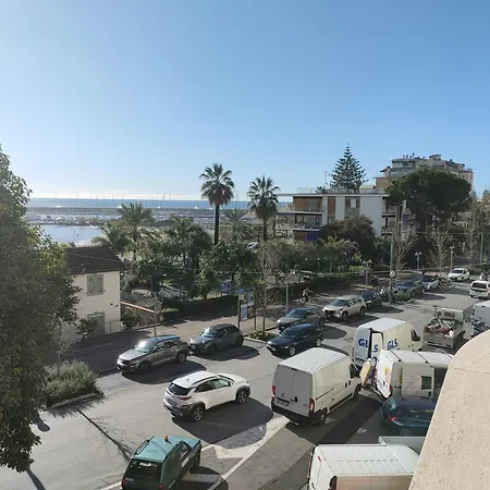 Casa Angolorotondo Apartment *